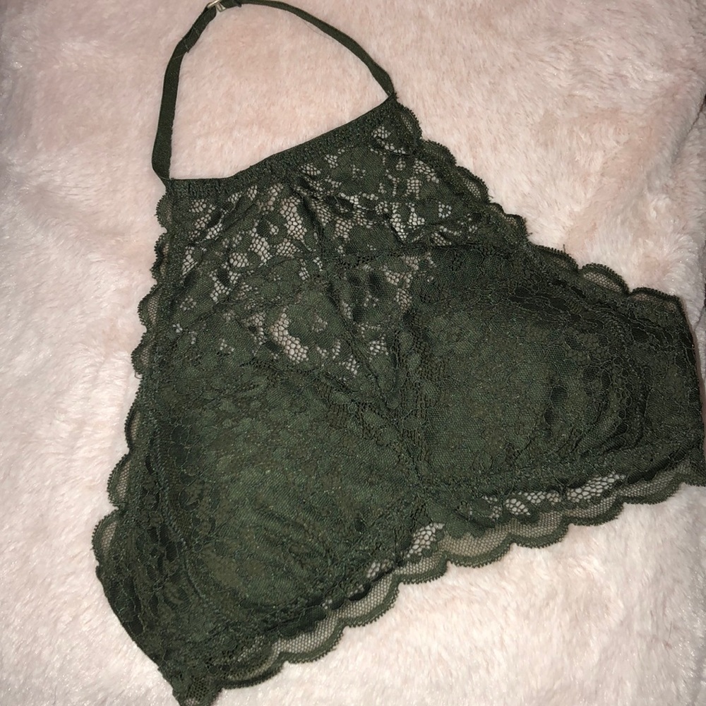 High- Neck Bralette